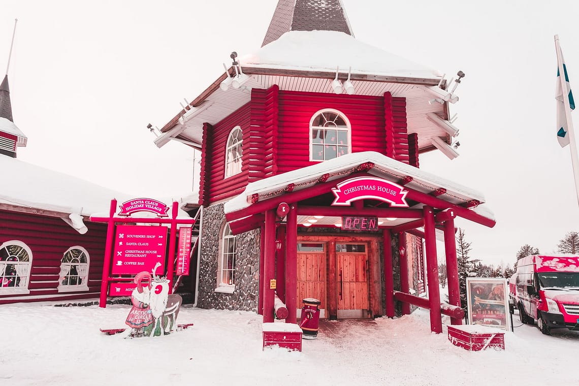 ninaah bulles, voyage, Laponie, rovaniemi, village du père noël, Finlande