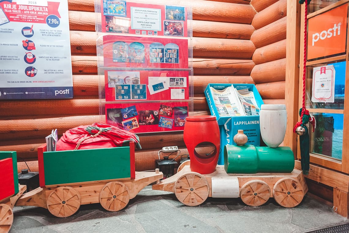 ninaah bulles, voyage, Laponie, rovaniemi, village du père noël, Finlande