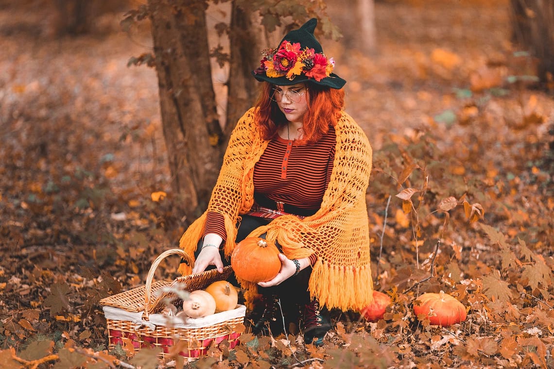 ninaah bulles, citrouilles, citrouille, halloween, sorciere, grande taille, shein, c et a, look, ginger hair, witch, shein plussize