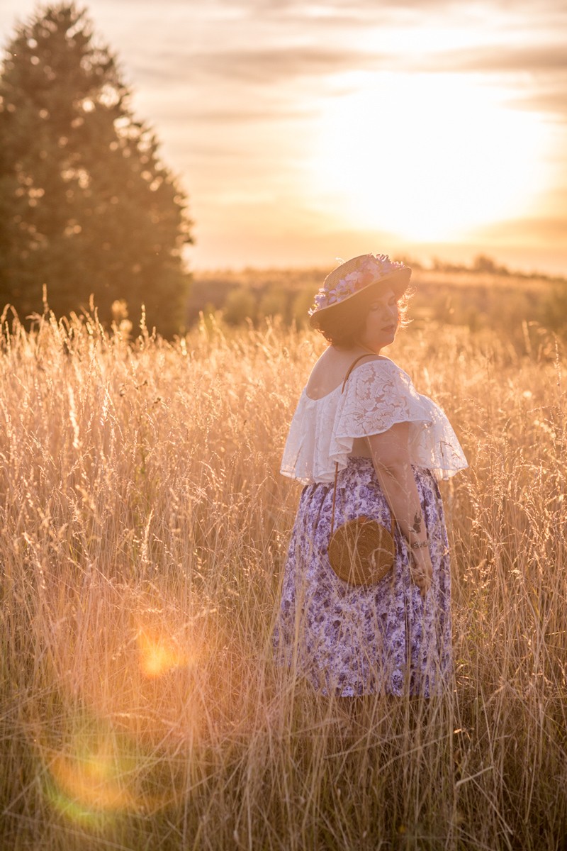 Ninaah bulles, shein grande taille, impressionniste, mlle.botanik, blogeuse, look, diy, couture, jupe, bucolique, chapeau, canotier, fleurs, été